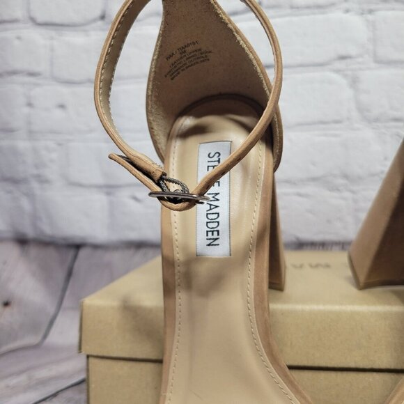 Steve Madden Womens Tiaa Nubuck Ankle Strap Block Heels - Picture 3 of 8